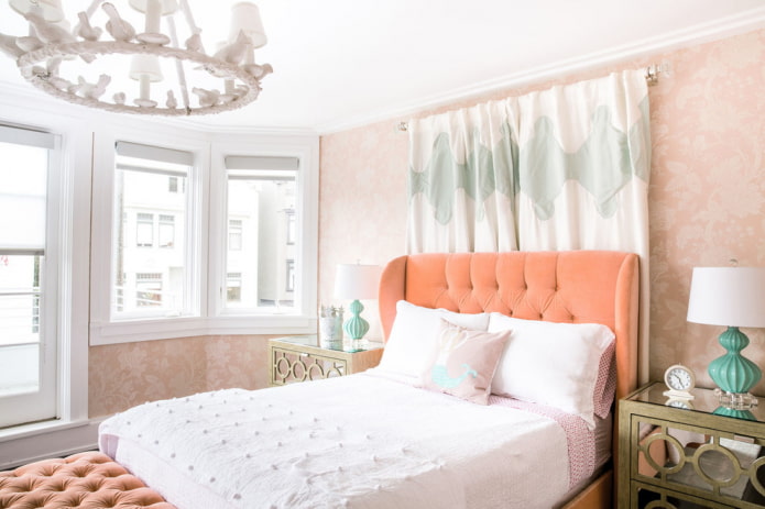 tête de lit corail vif