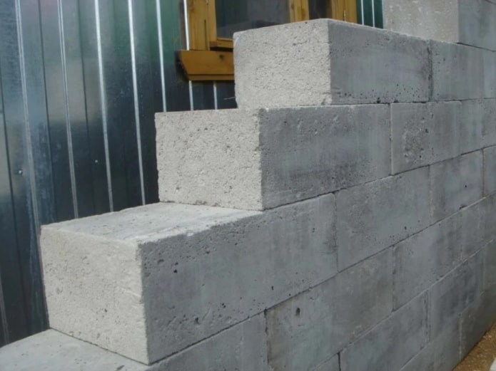 mur de blocs de béton cellulaire
