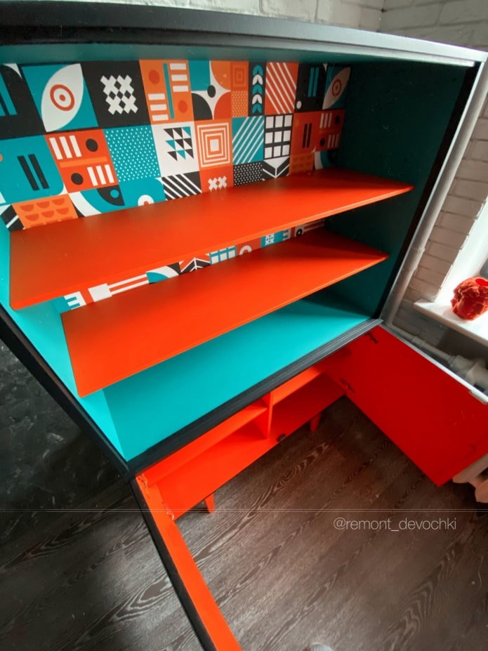 Intérieur du meuble