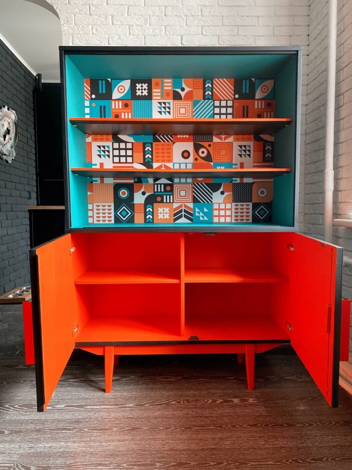 Meuble ouvert