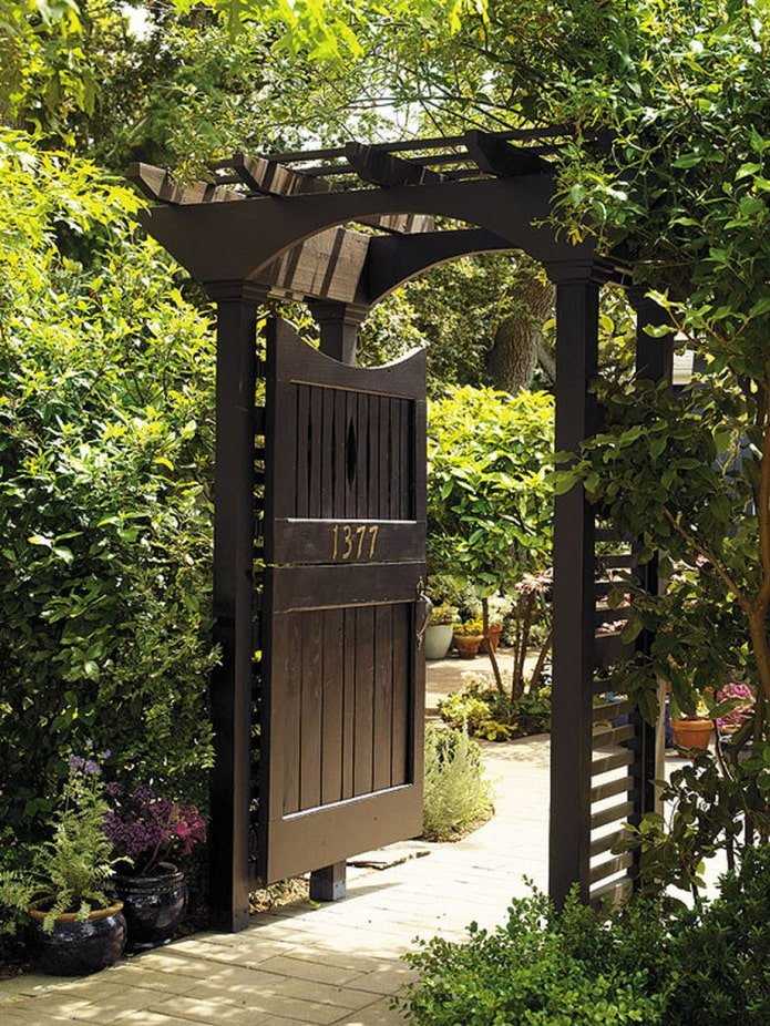 groupe d'entrée du jardin