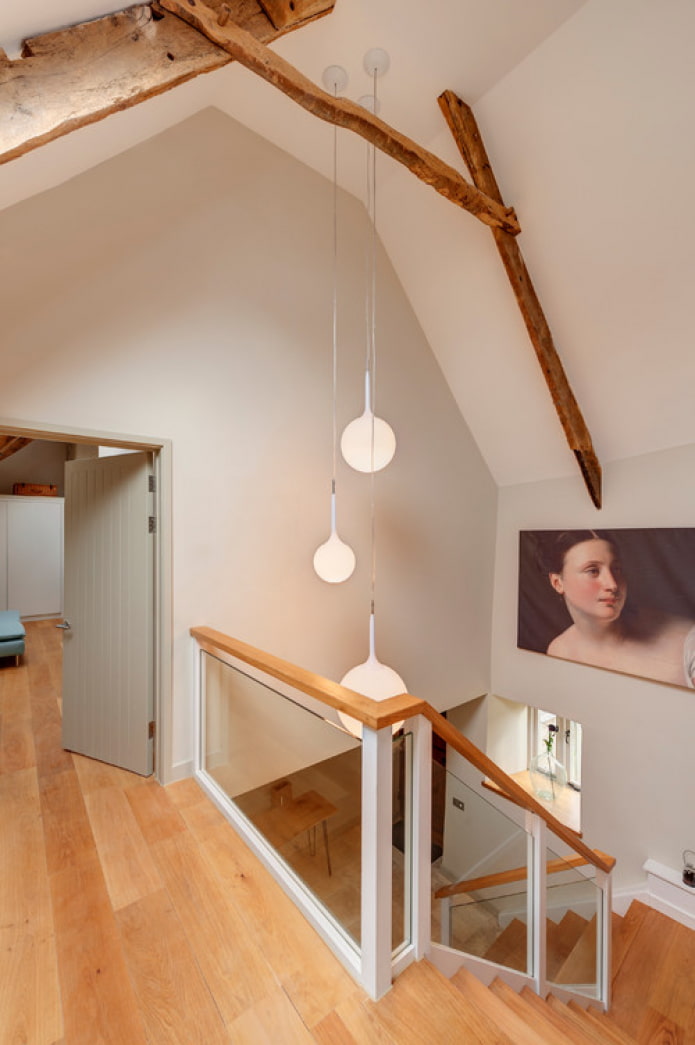 rampes en bois avec verre