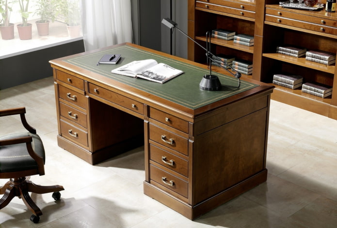 Bureau avec tissu à l'intérieur