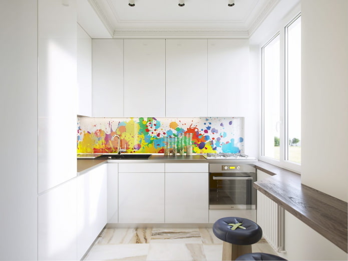 cuisine minimaliste avec systèmes de rangement fermés