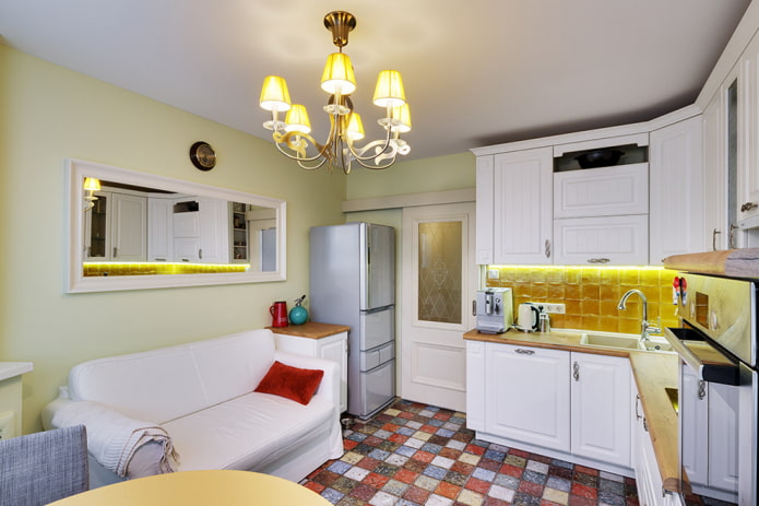 Carrelage de sol en mosaïque dans la cuisine