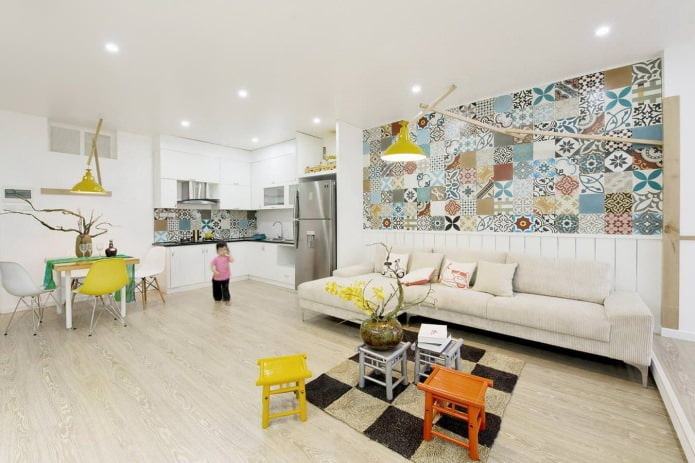 Carrelage patchwork dans le salon