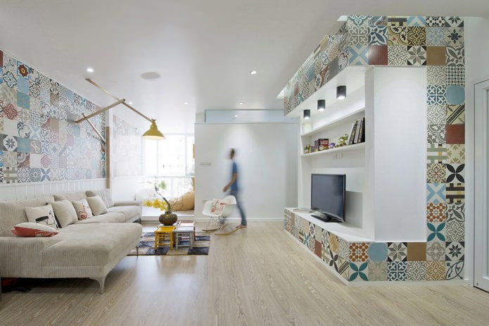 Carrelage patchwork dans le salon