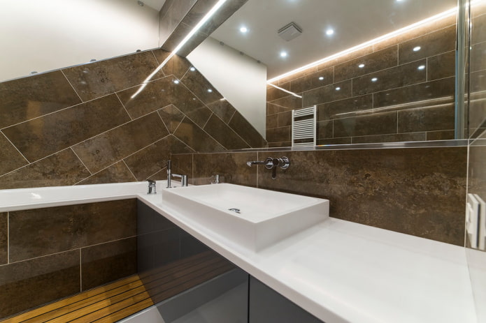 carrelage imitant la pierre dans la salle de bain