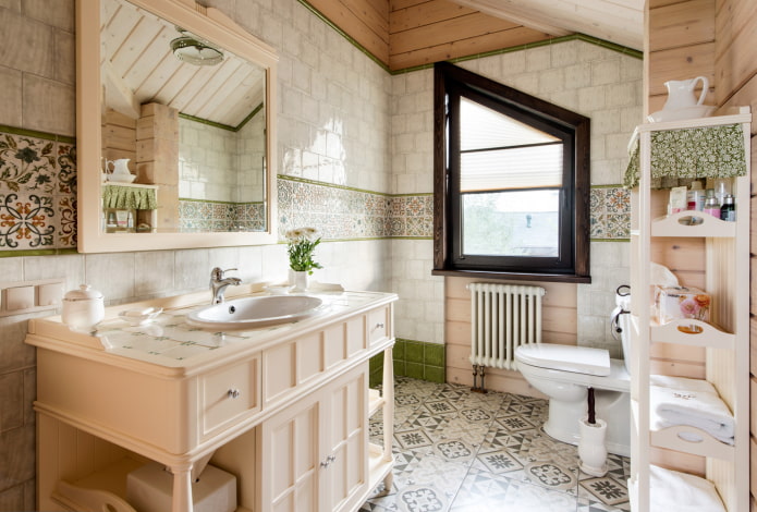 carrelage intérieur de la salle de bain de style provençal