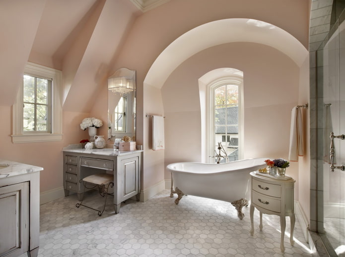 carrelage dans une salle de bain de style shabby chic