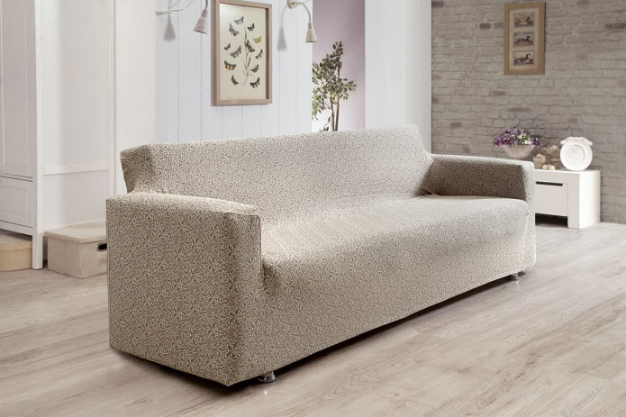 couvre-lit extensible pour un canapé d'intérieur