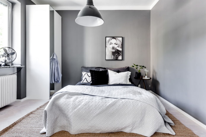 lit avec un couvre-lit de style scandinave