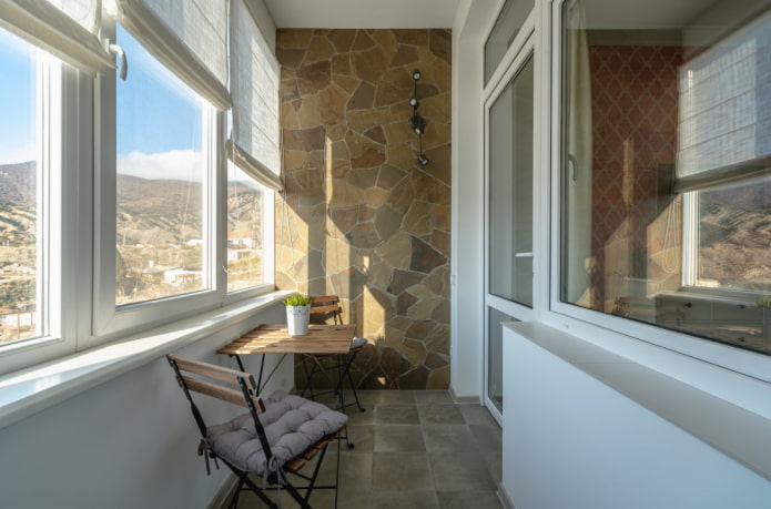 finition d'un balcon isolé