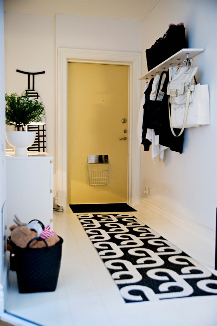 hallway rug
