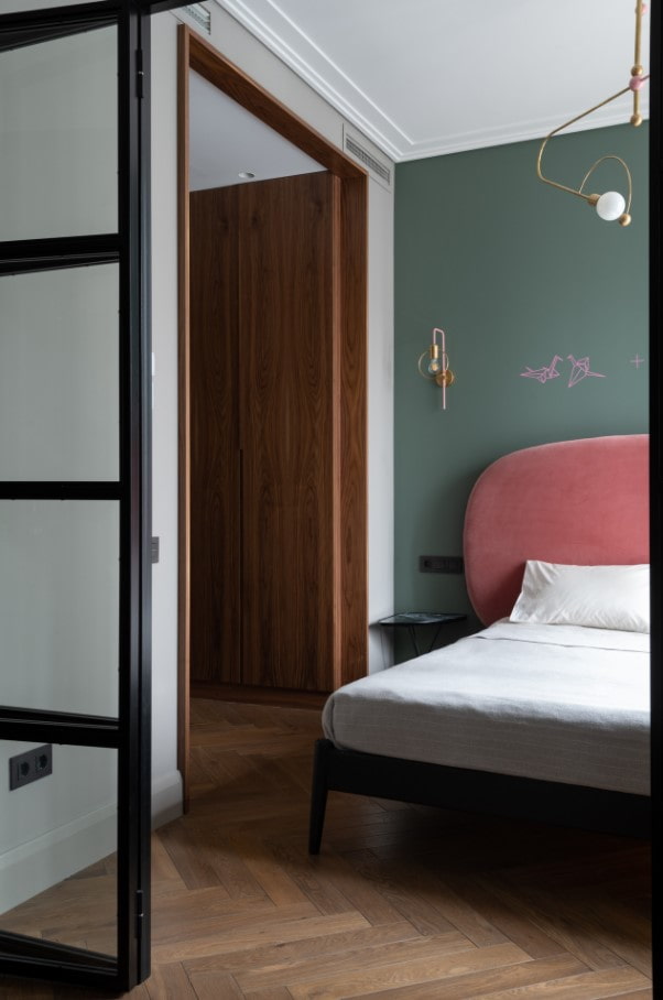 Parquet dans la chambre