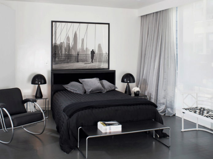 Chambre monochrome avec sol foncé
