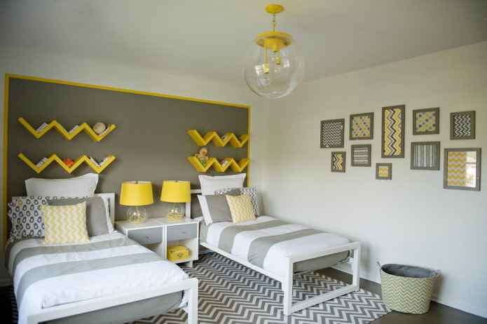 Étagères murales en zigzag à l'intérieur