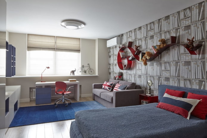 Étagères à l'intérieur d'une chambre de garçon