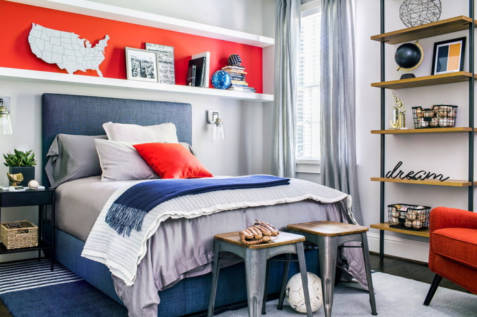 Couleurs des étagères à l'intérieur d'une chambre d'enfant