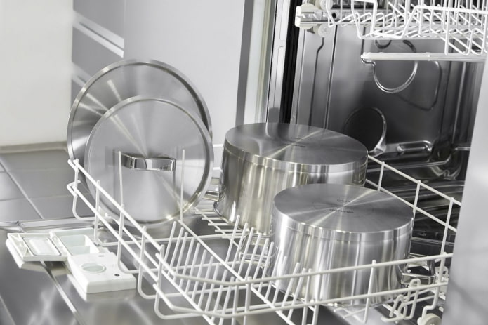 Quels ustensiles de cuisine ne peuvent pas être lavés au lave-vaisselle ?