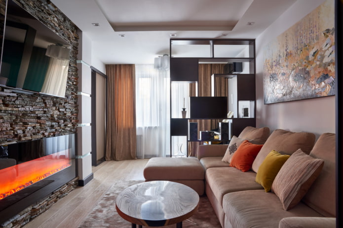 Plafond en plaques de plâtre à deux niveaux dans un salon étroit