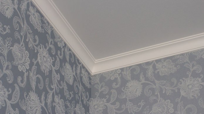 Plinthe pour plafond tendu