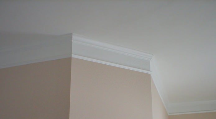 Plinthe pour plafond tendu