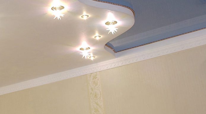socle de plafond pour plafond tendu