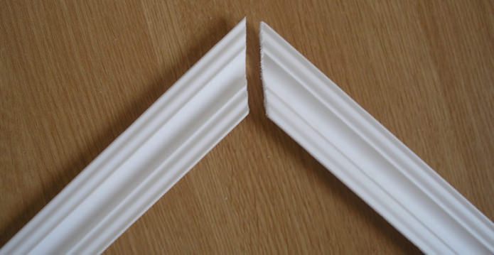 Plinthe de plafond en mousse 