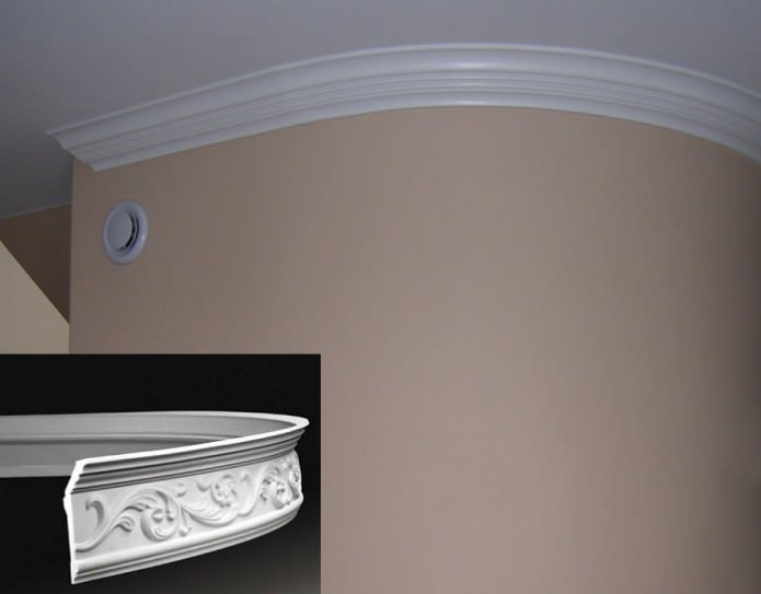 Plinthe pour plafond tendu courbe