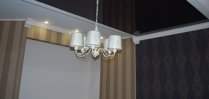 Plinthe pour plafond tendu