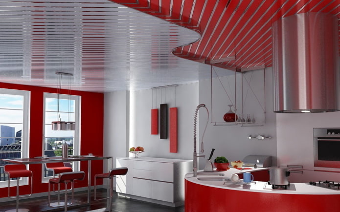 Plafond à lattes dans la cuisine