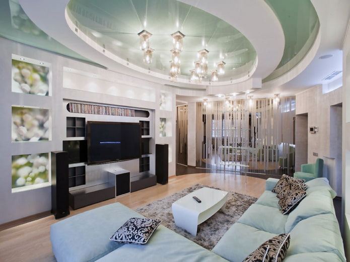 Structure de plafond vert clair dans le hall