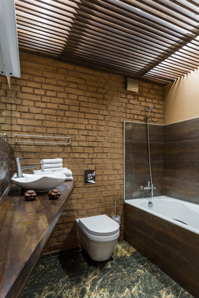 Décoration de salle de bains de style loft