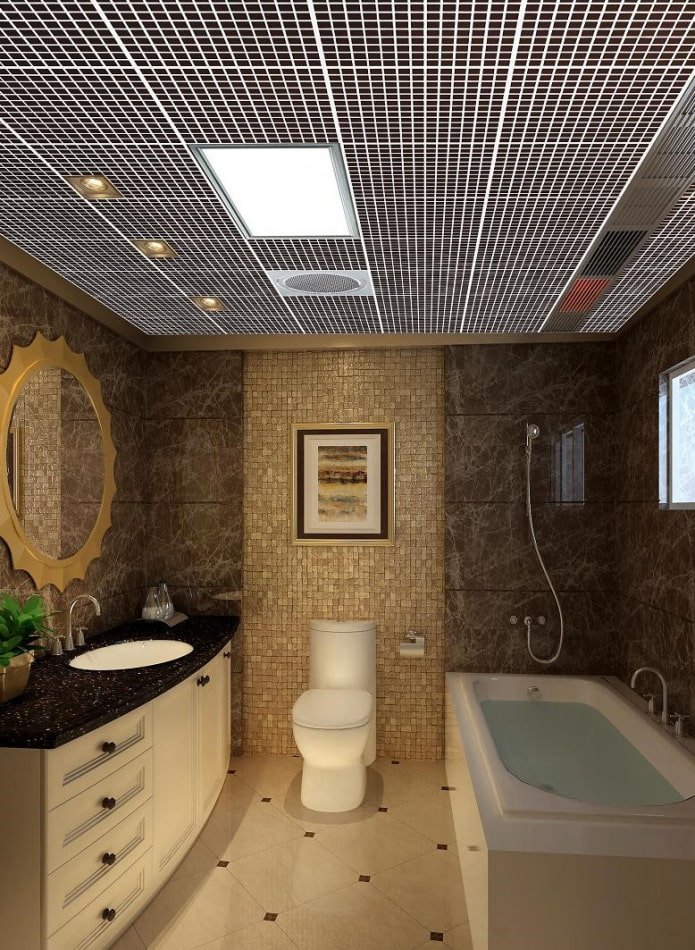 Plafond à lattes dans la salle de bain