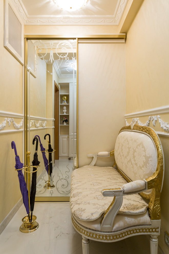meubles de couloir de style classique