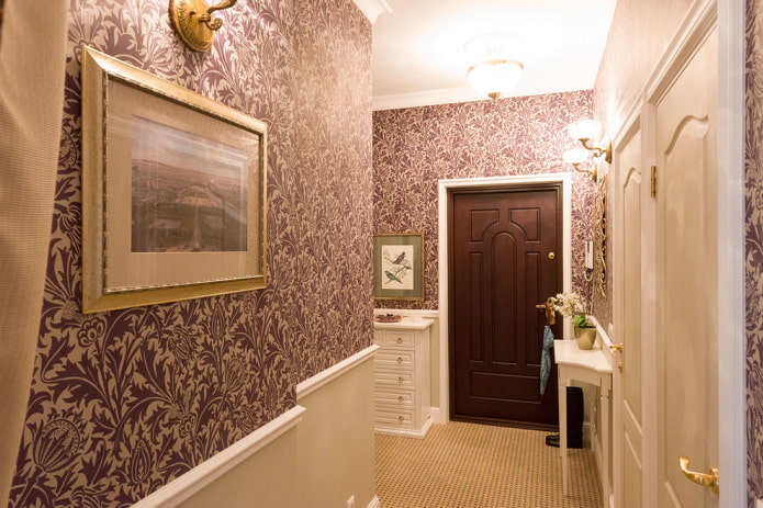 Décoration de couloir de style classique