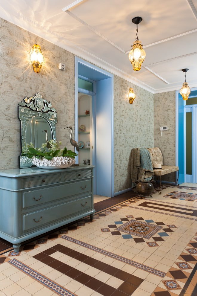 Éclairage intérieur du couloir de style provençal