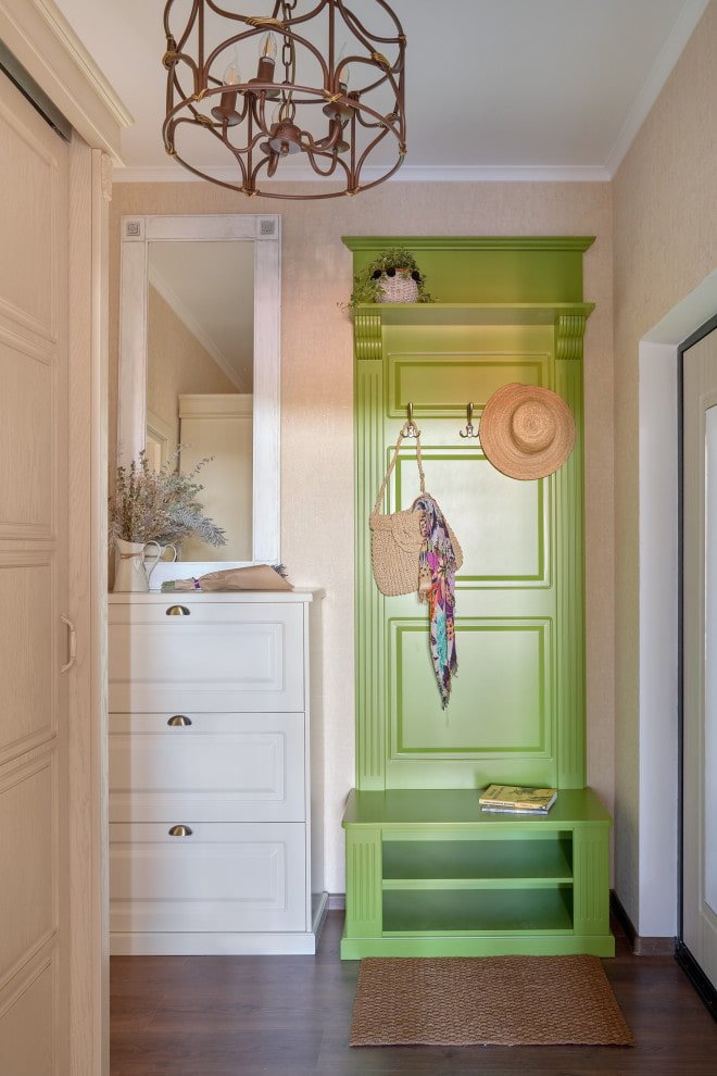 Intérieur du couloir de style provençal
