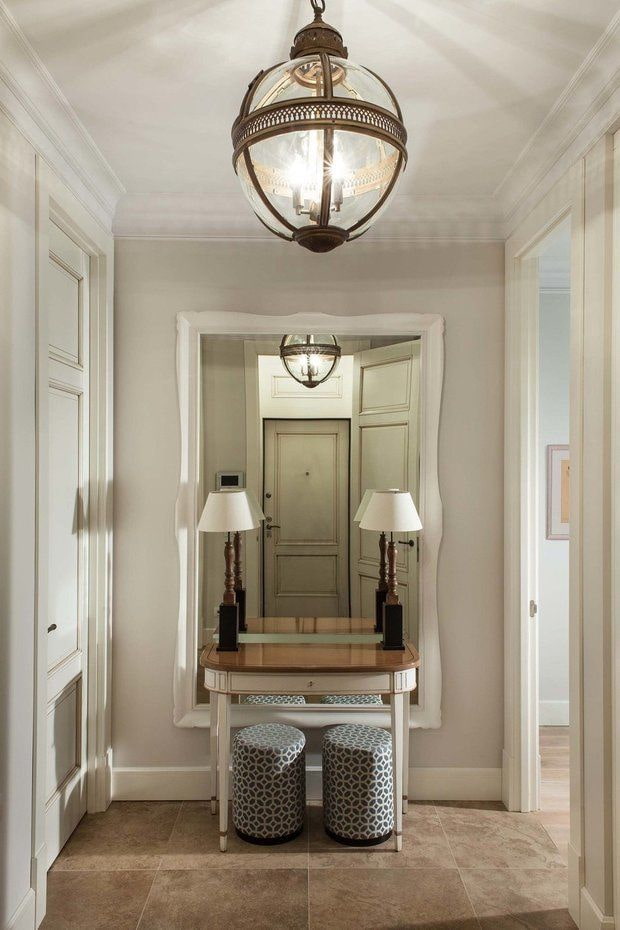 meubles d'intérieur de couloir de style provençal