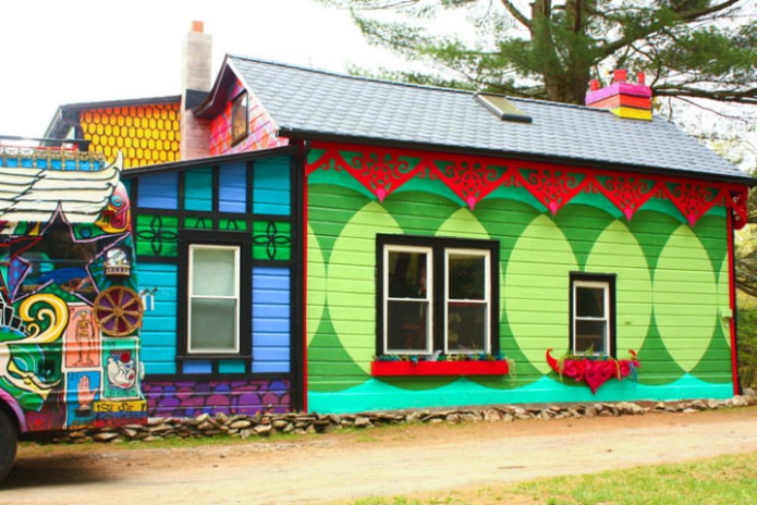 Peinture sur la façade