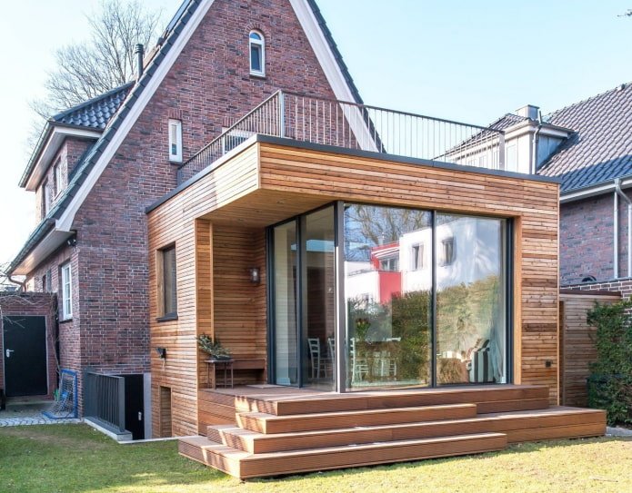 extension moderne d'une maison en briques