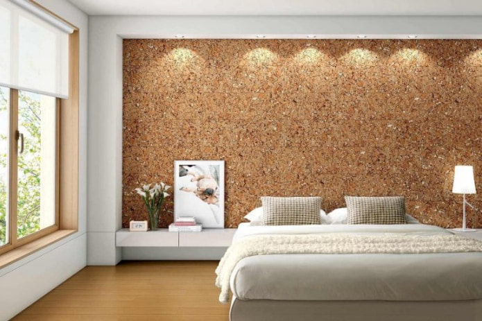 Liège sur le mur de la chambre