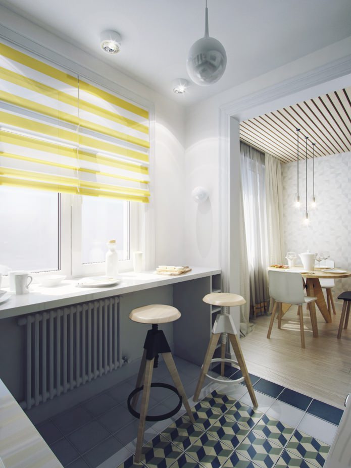Comptoir de bar sur le rebord de fenêtre