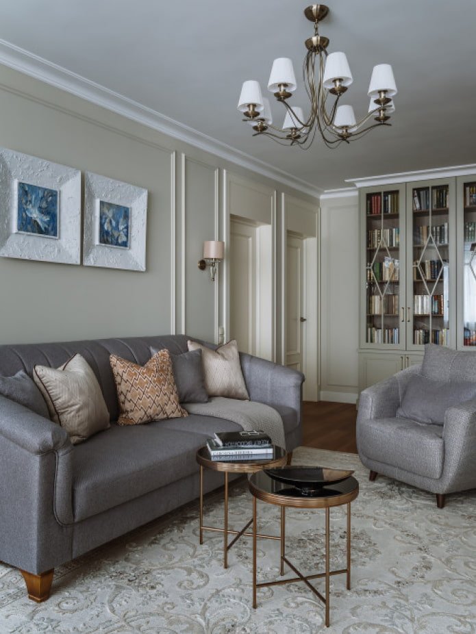 hall avec portes donnant sur la chambre