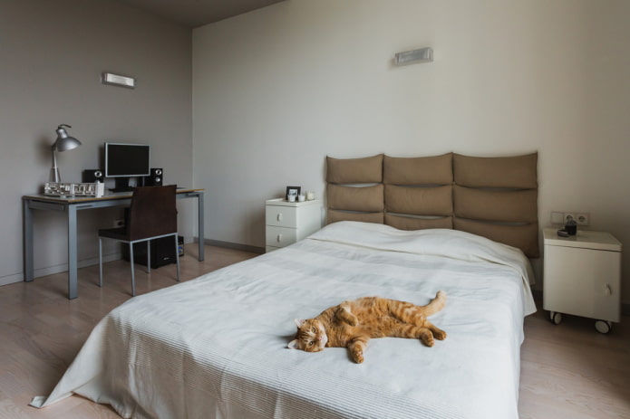 Tête de lit moelleuse en oreillers
