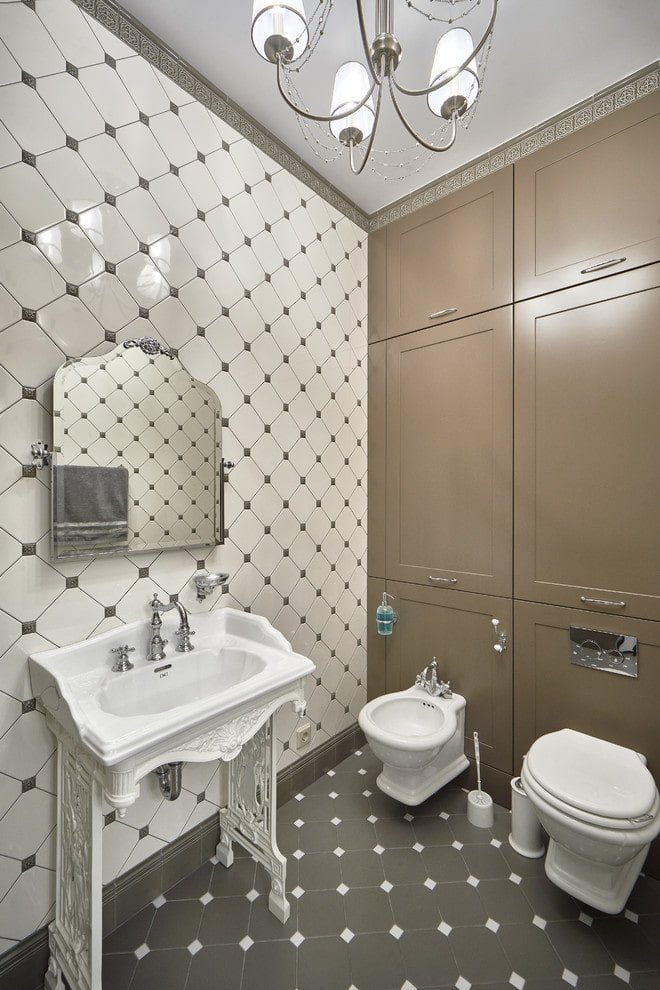 Disposition du carrelage dans la salle de bain