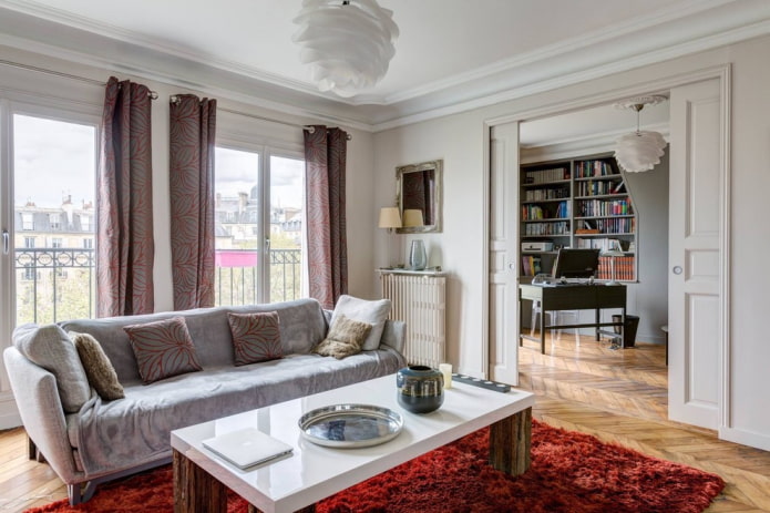 panneaux coulissants dans le salon