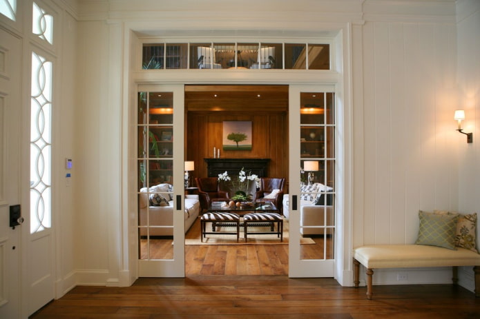 Portes coulissantes avec imposte à l'intérieur