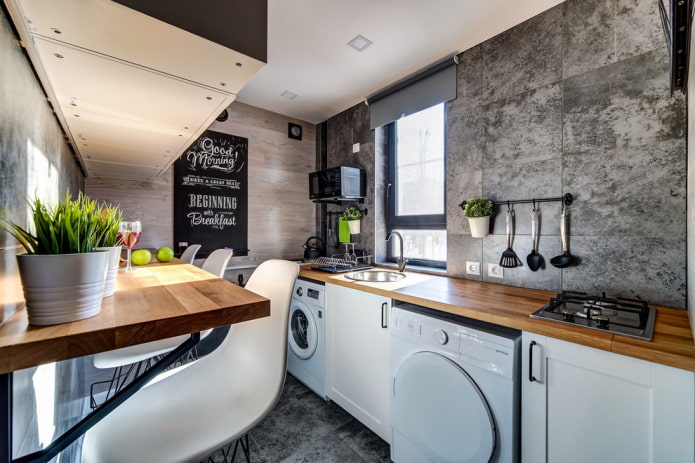 décoration murale dans un appartement Khrouchtchev